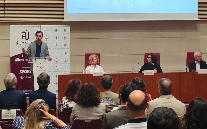 6-Xerrada lliurament del  guardó 2