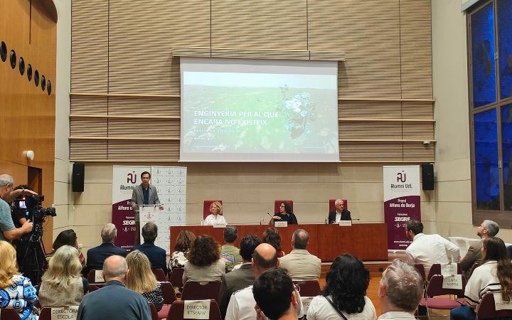 10-Xerrada lliurament del  guardó 3